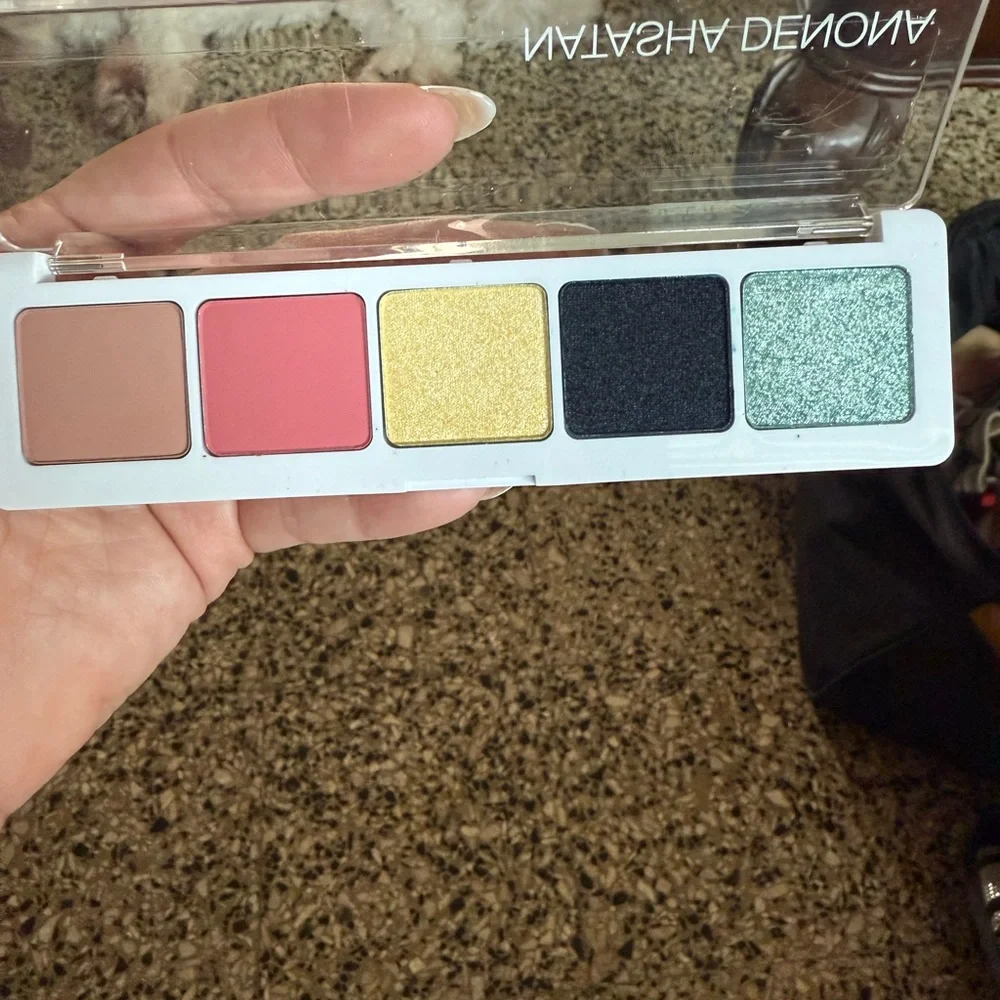 Natasha Denona Vibrant Eyeshadow Set
